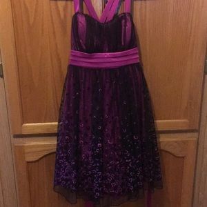 Semi formal pink/black small dress